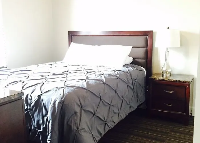 Labonte Hotel Douglas